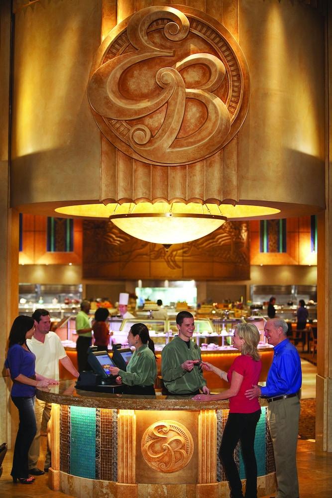 Отель Hollywood Casino Лоренсберг Экстерьер фото